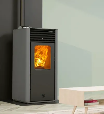 Poêle à granulés Hoben dans intérieur moderne